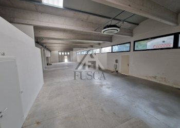 capannone-affitto-lucca-fusca_11.jpg - Locale Commerciale Via di Sant'Alessio 754/A, Lucca - foto 11