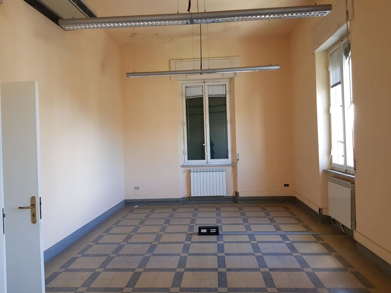 20190530_114043.jpg - Ufficio Via Angeloni Carlo 81, Lucca - foto 1