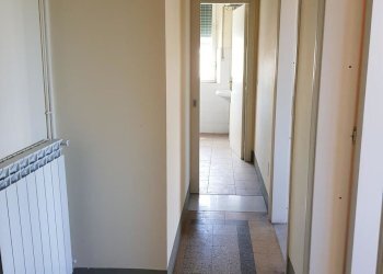 20190530_114034.jpg - Ufficio Via Angeloni Carlo 81, Lucca - foto 3