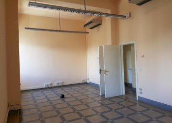 20190530_114053.jpg - Ufficio Via Angeloni Carlo 81, Lucca - foto 4