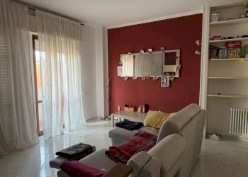 lu2.jpg - Quadrilocale Luni - foto 1