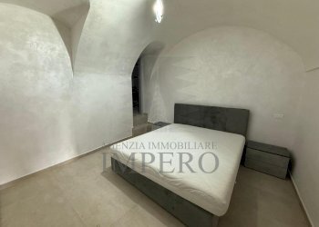 camera da letto - Quadrilocale Via Felice Cascione 7, Ventimiglia - foto 7