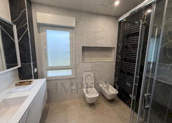 bagno - Quadrilocale Via Felice Cascione 7, Ventimiglia - foto 12