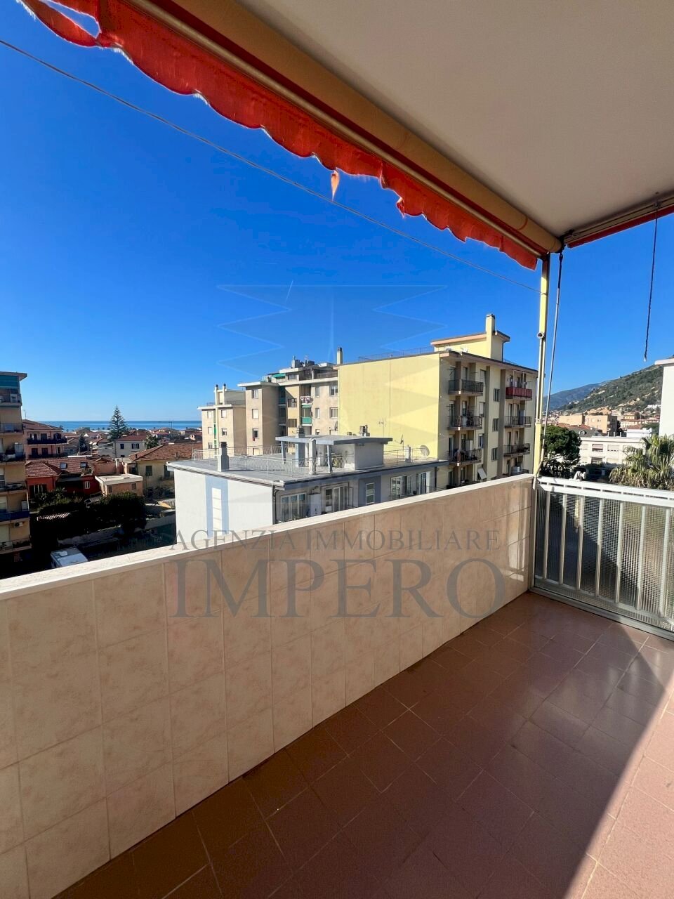 Four-room apartment Via S.Vincenzo 144, Vallecrosia - photo 2