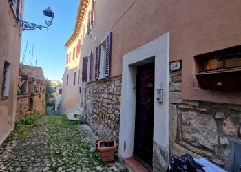 16bde7a0-0a66-4d46-9c0e-dbdfee438c72.jpeg - Townhouse Centro storico, Amelia - photo 3