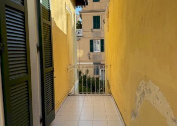 PHOTO-2025-12-14-12-19-18 (2).jpg - Porzione di casa Corso Dante Alighieri 216, Alassio - foto 15