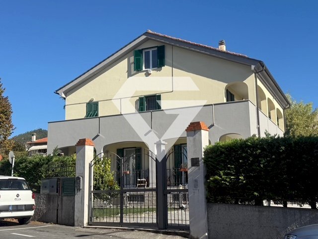 2.jpg - Portion of a house Loano - photo 3