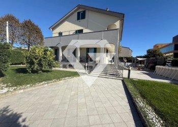 7.jpg - Porzione di casa Loano - foto 4