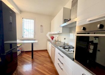 30.jpg - Porzione di casa Loano - foto 13