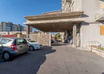 Deposito Rotolo 42 (3).jpg - Box Via del Rotolo 42/B, Catania - foto 4