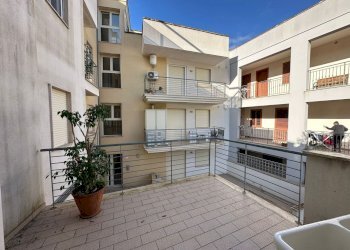 WhatsApp Image 2025-12-11 at 10.19.50 (2).jpeg - Bilocale Via Memorie 22, Otranto - foto 19