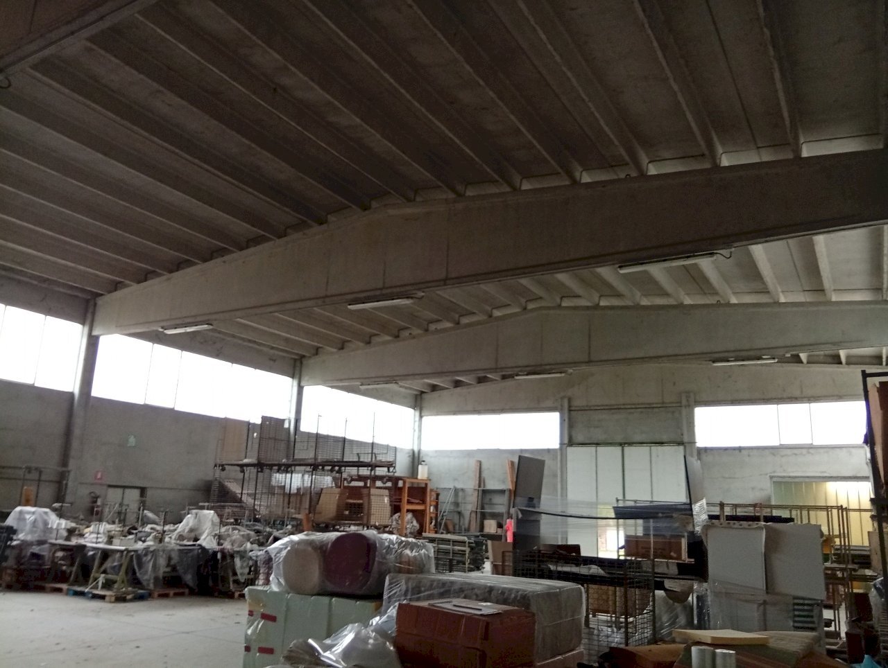 IMG_20251020_111154.jpg - Locale Commerciale Via San Remigio 43, Sabbioneta - foto 3