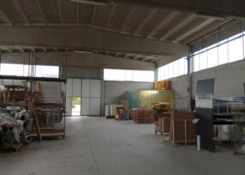 IMG_20251020_111231.jpg - Locale Commerciale Via San Remigio 43, Sabbioneta - foto 1