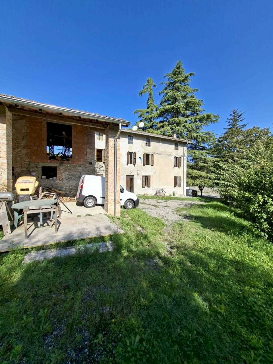 WhatsApp Image 2025-09-18 at 11.30.03 (2).jpeg - Porzione di casa Fornovo di Taro - foto 1