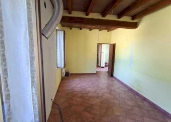 WhatsApp Image 2025-09-18 at 11.29.11.jpeg - Porzione di casa Fornovo di Taro - foto 4