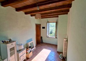 WhatsApp Image 2025-09-18 at 11.29.49 (2).jpeg - Porzione di casa Fornovo di Taro - foto 10