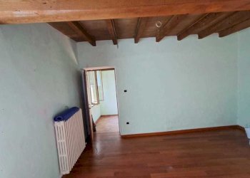 WhatsApp Image 2025-09-18 at 11.29.53.jpeg - Porzione di casa Fornovo di Taro - foto 20