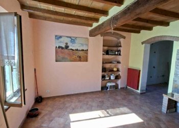 WhatsApp Image 2025-09-18 at 11.29.56 (2).jpeg - Porzione di casa Fornovo di Taro - foto 26