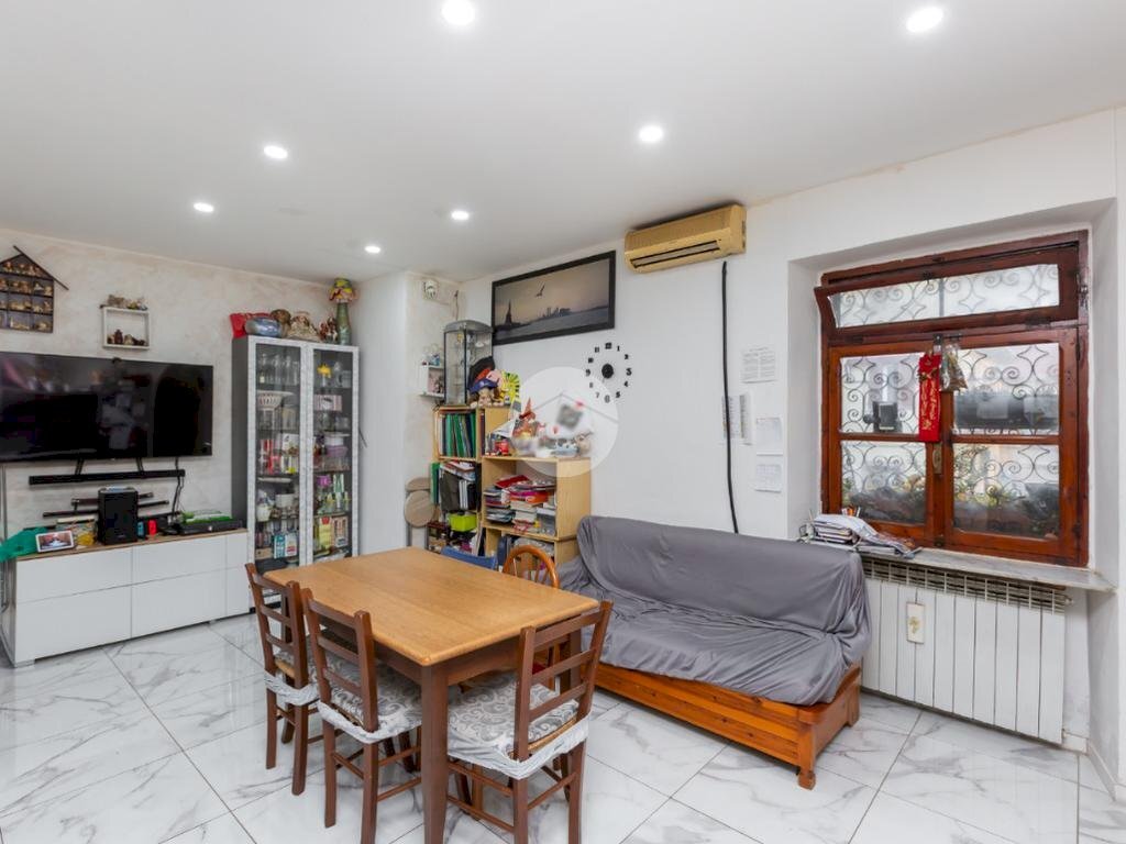 Quadrilocale Via ciamarella, Torino (zona Borgo Vittoria) - foto 1