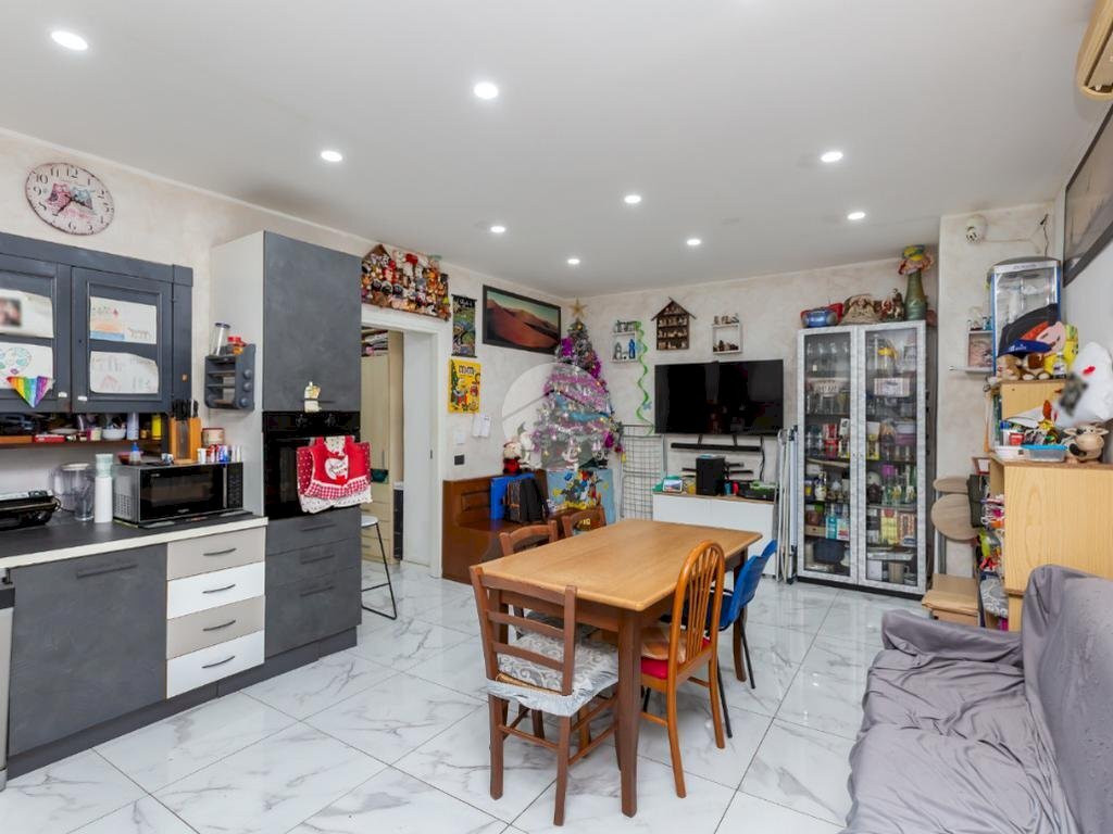 Quadrilocale Via ciamarella, Torino (zona Borgo Vittoria) - foto 3