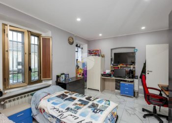 Quadrilocale Via ciamarella, Torino (zona Borgo Vittoria) - foto 9