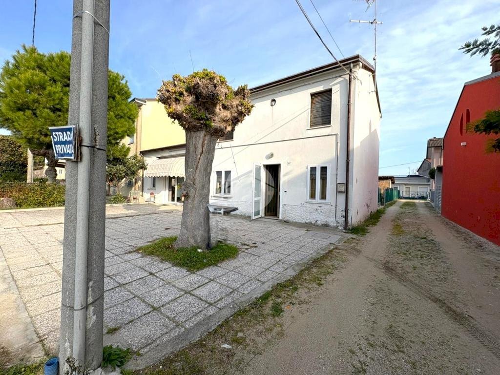 Four-room apartment Viale Litorale Marina, Cesenatico - photo 1