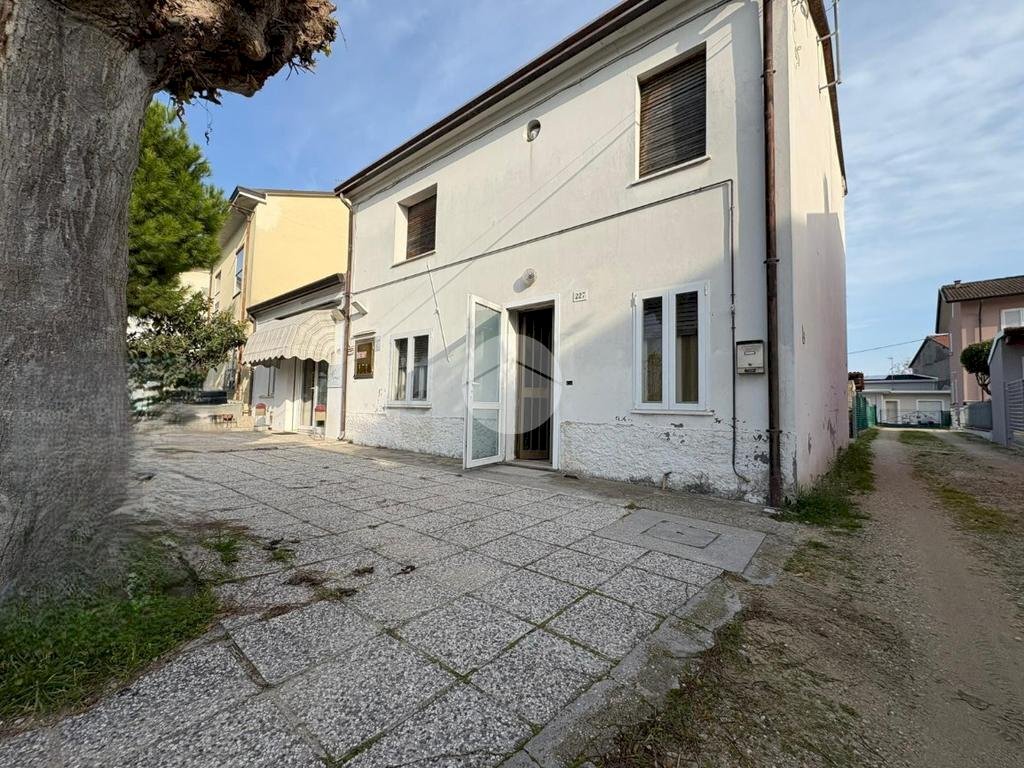 Four-room apartment Viale Litorale Marina, Cesenatico - photo 2