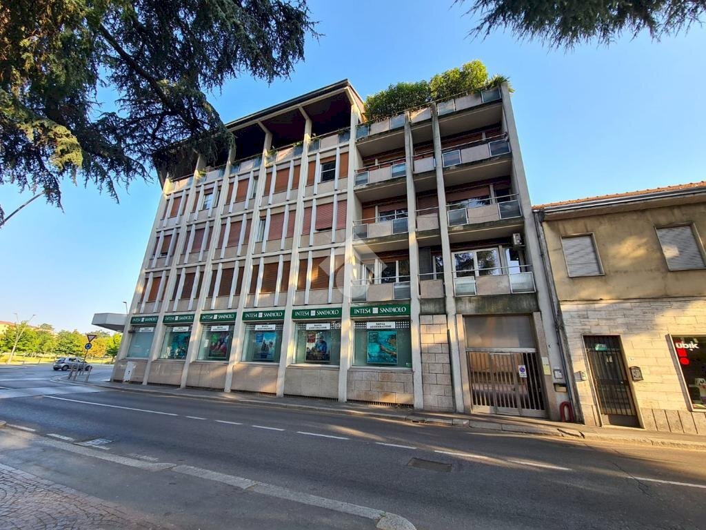 Three-room apartment Corso Italia, Legnano - photo 2