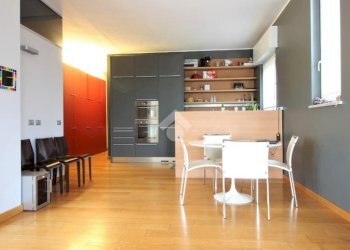 Three-room apartment Strada anulare torre, Segrate - photo 1