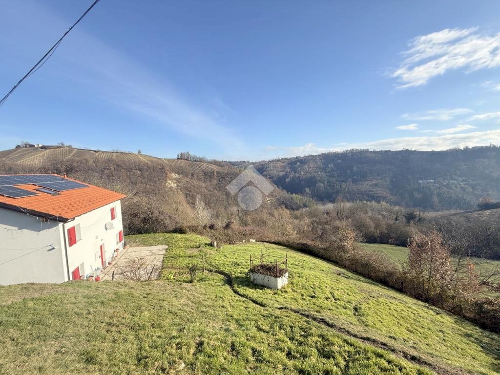 Independent house Regione Costa, Terzo - photo 1