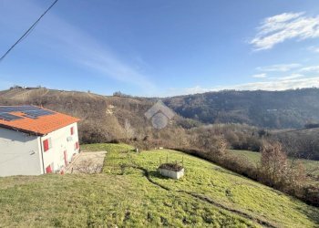 Casa indipendente Regione Costa, Terzo - foto 1