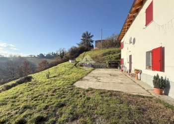 Casa indipendente Regione Costa, Terzo - foto 10