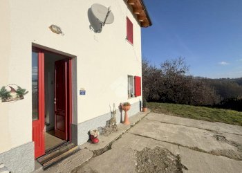 Casa indipendente Regione Costa, Terzo - foto 12