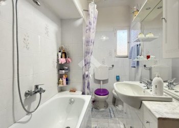 Casa indipendente Regione Costa, Terzo - foto 35