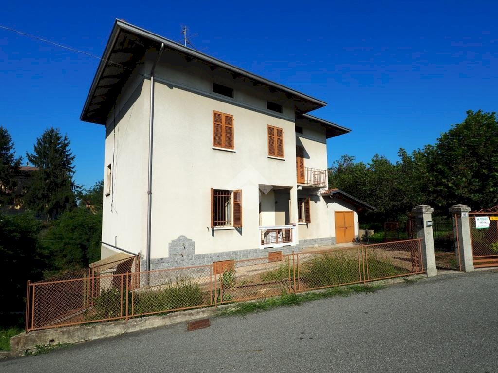 Casa indipendente Via IV Novembre, Lessona - foto 1
