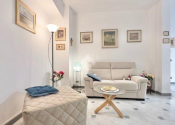 Four-room apartment Via Paolo Giacometti, Novi Ligure - photo 1