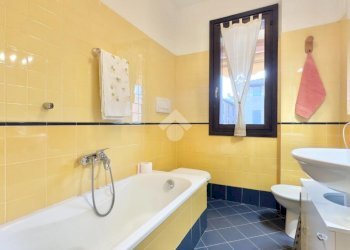 Four-room apartment Via Paolo Giacometti, Novi Ligure - photo 17