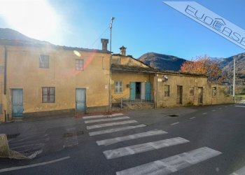 Casa semi indipendente Via Maestra  1, Villar Pellice - foto 1