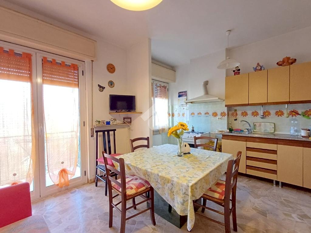 Three-room apartment Piazza eugenio marchese, Busalla - photo 1