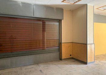 Shop Torino (neighborhood Mirafiori Sud) - photo 3