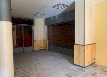 Shop Torino (neighborhood Mirafiori Sud) - photo 4