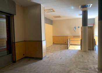 Shop Torino (neighborhood Mirafiori Sud) - photo 5