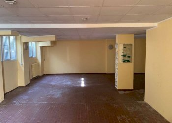 Shop Torino (neighborhood Mirafiori Sud) - photo 9