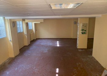 Shop Torino (neighborhood Mirafiori Sud) - photo 12