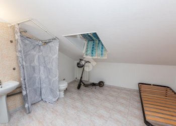 Two-room apartment Via Ferrara, Beinasco - photo 13