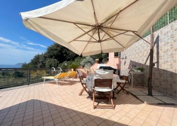 Four-room apartment Via Giorgio Byron, Alassio - photo 5
