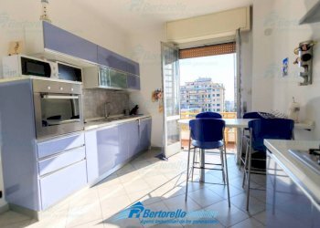 Three-room apartment Genova (neighborhood Sampierdarena) - photo 11