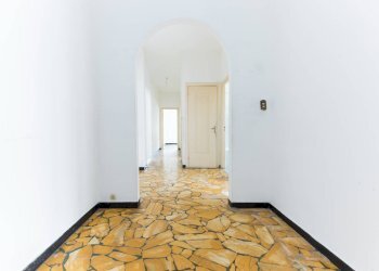 Foto 2 - Three-room apartment via Molassana, Genova - photo 2