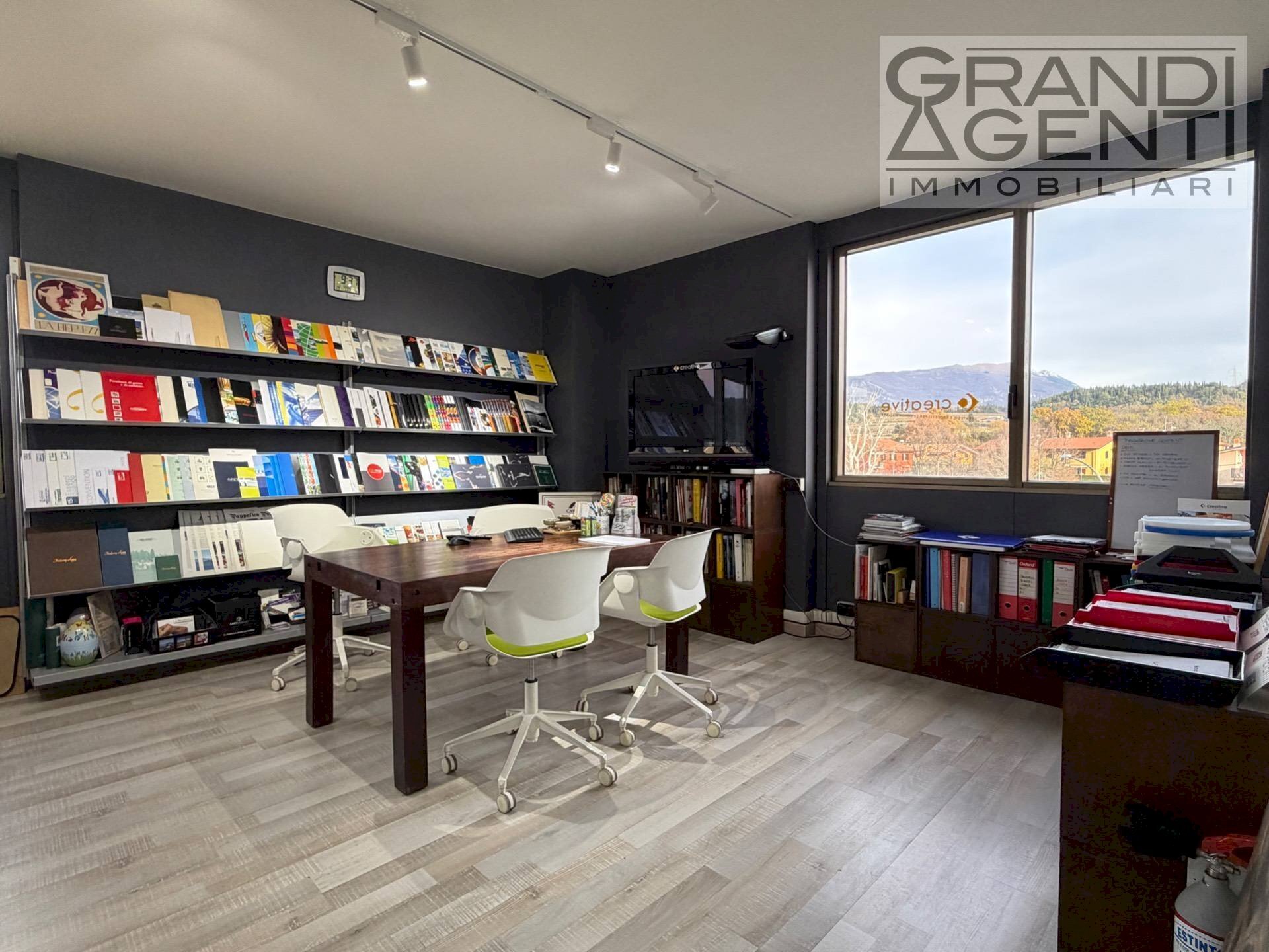 Foto 1 - Ufficio VIA PASCOLI
 
4, Affi - foto 1