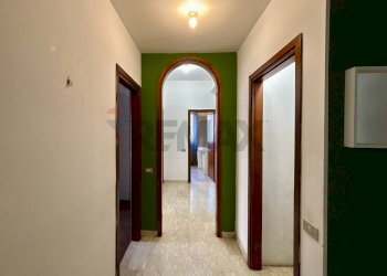 Hall / corridoio - Trilocale Via Torino
 
65, Rozzano - foto 12